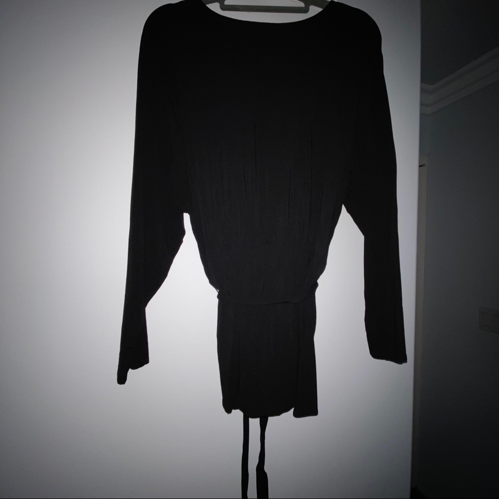 Faux wrap blouse - Picture 2 of 5